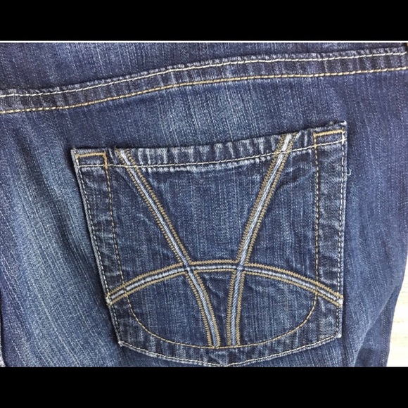 Kit from the Cloth straight leg jeans - Picture 5 of 7